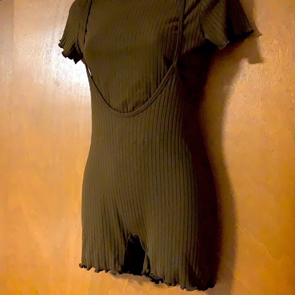 Chocolate Ribbed Two Piece Set 🤎 - Picture 2 of 5